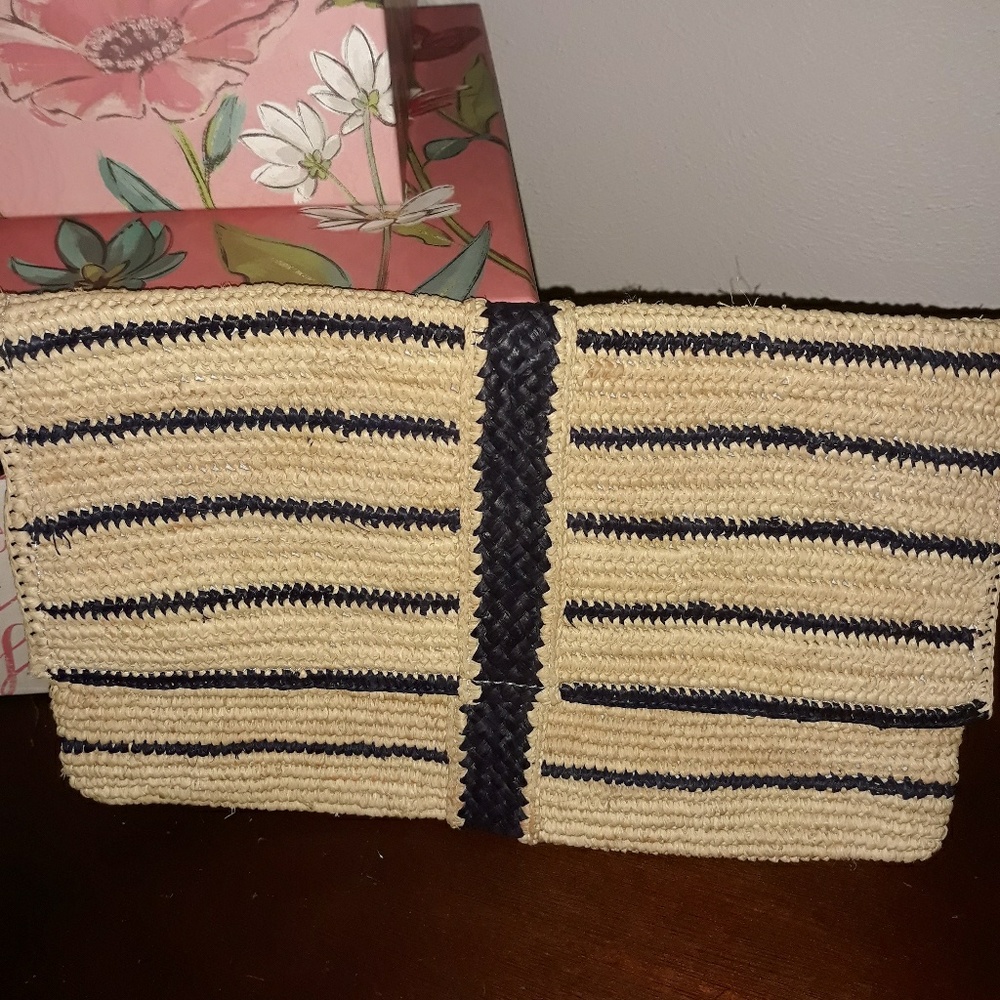 Mar y Sol clutch